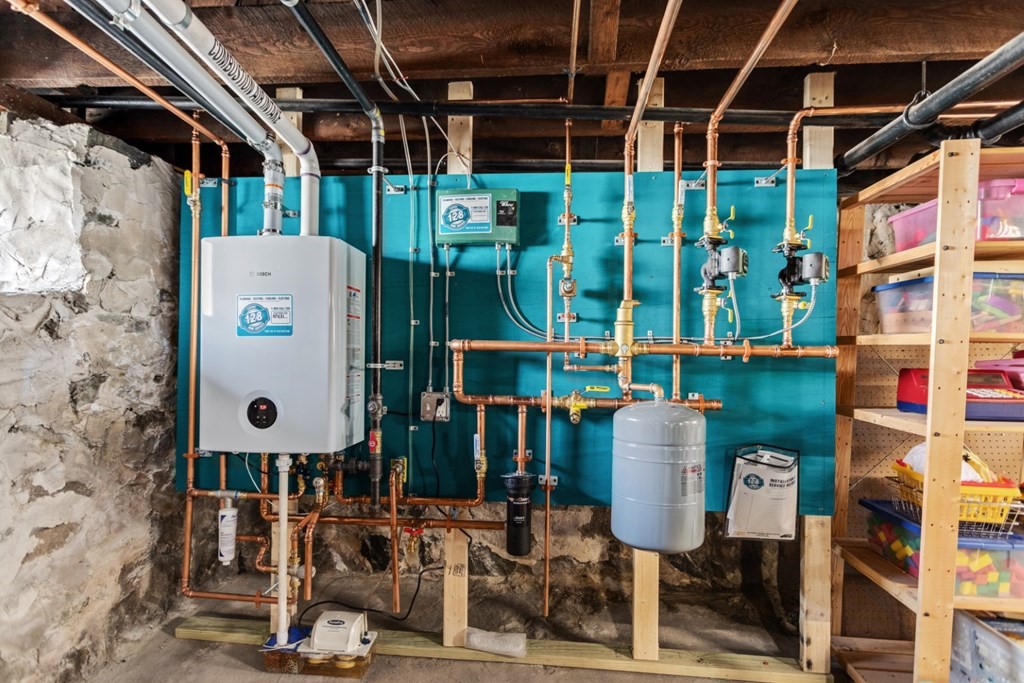 14 Peabody Road Stoneham, MA 02180 - Photo 35 of 42