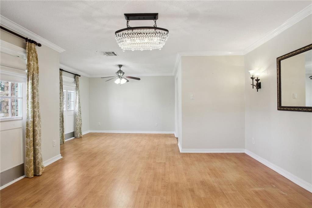 3233 Irish Bend Road Kenner, LA 70065 - Photo 3 of 17 Gallery Image 3