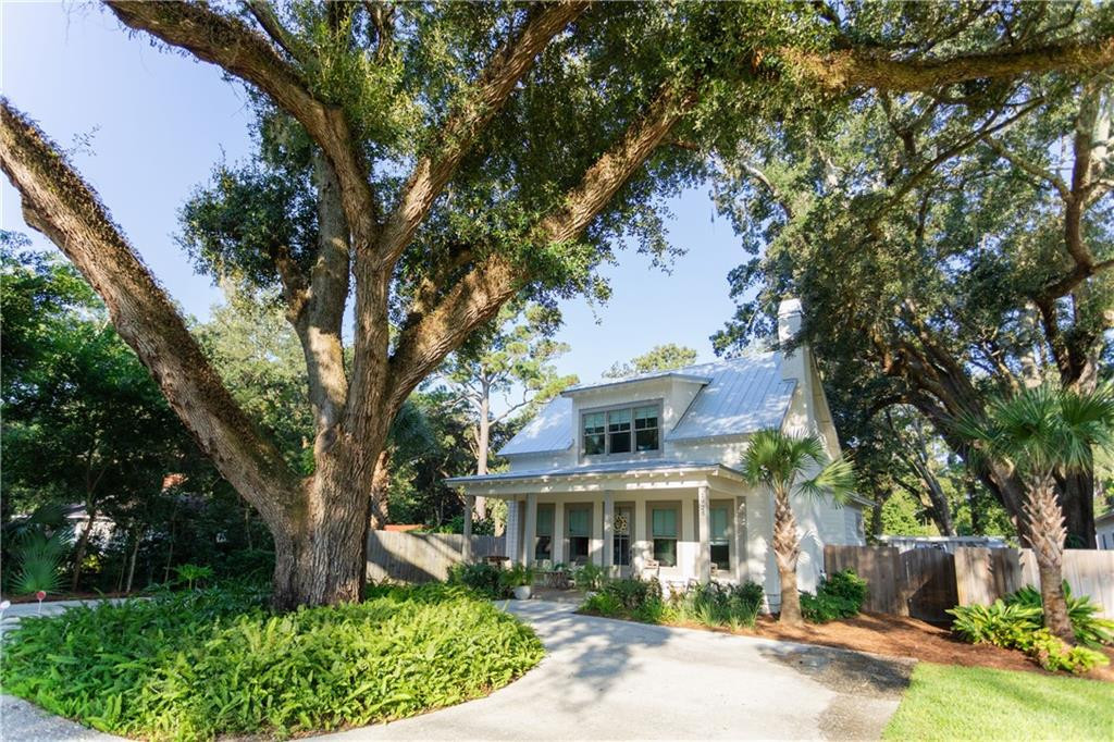 1923 Frederica Road St. Simons Island, GA 31522 - Photo 1 of 1 Gallery Image 1