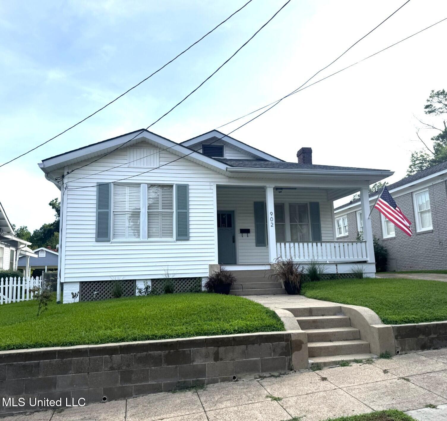 902 Washington Street Natchez, MS 39120 - Photo 2 of 43 thumbnail_IMG_2402.jpg vidal new 2