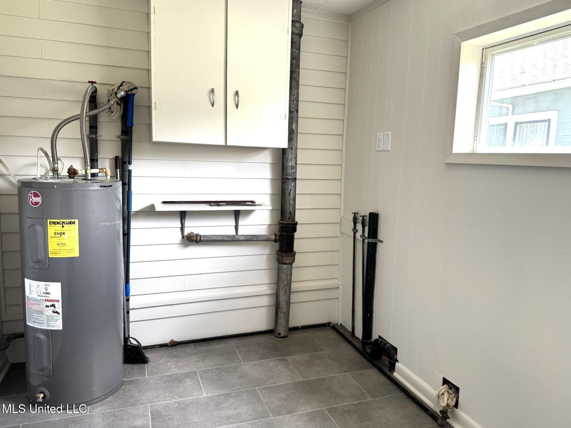 902 Washington Street Natchez, MS 39120 - Photo 41 of 43 thumbnail_IMG_1840.jpg 902 31