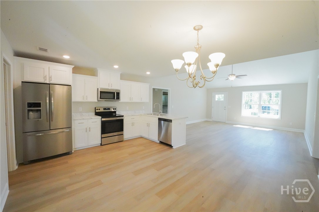 345 Tallulah Bend Ellabell, GA 31308 - Photo 4 of 25