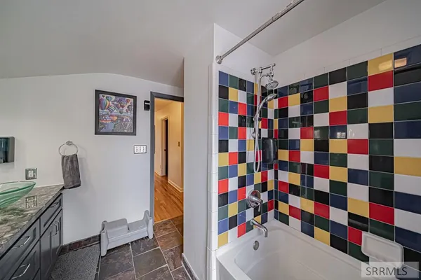 $2,900 | 976 Canyon Avenue, Idaho Falls, ID 83402