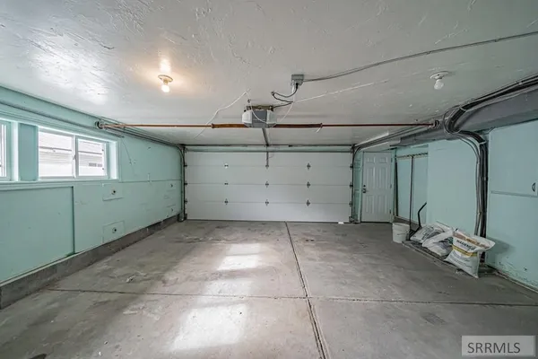 $2,900 | 976 Canyon Avenue, Idaho Falls, ID 83402