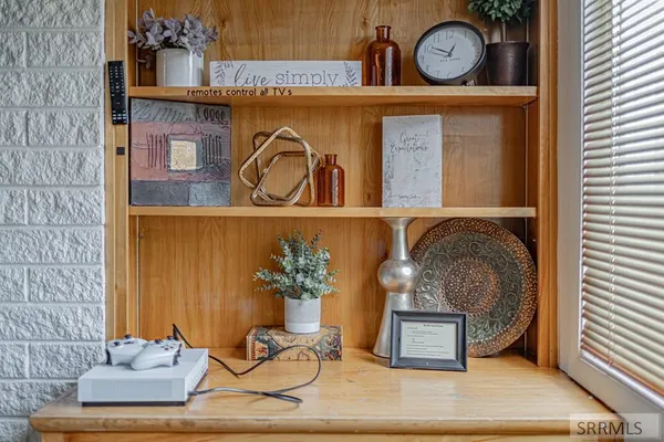 $2,900 | 976 Canyon Avenue, Idaho Falls, ID 83402