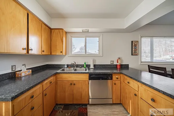 $2,900 | 976 Canyon Avenue, Idaho Falls, ID 83402