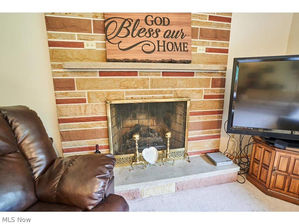 2944 Chamberlain Road Akron, OH 44333 - Photo 5 of 29