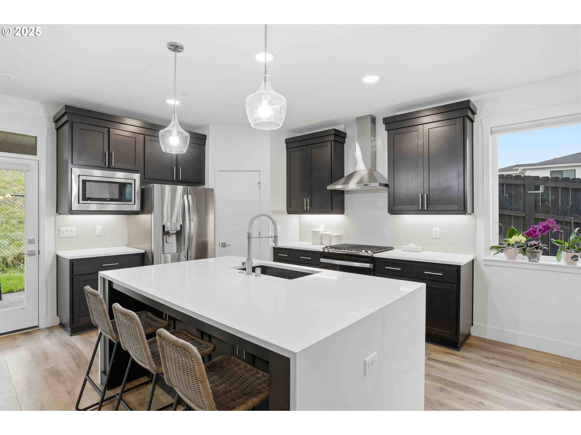 292 West Maple Street Washougal, WA 98671 - Photo 11 of 48 Kitchen