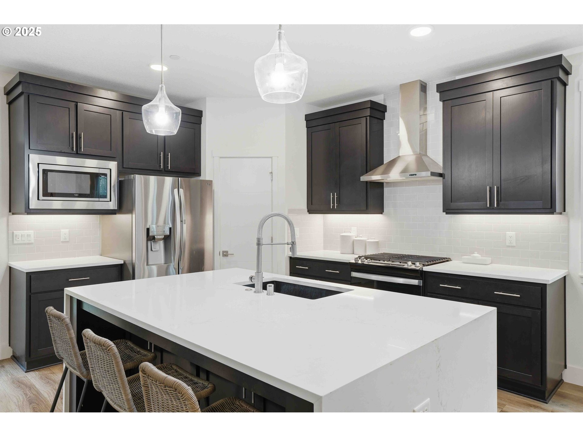 292 West Maple Street Washougal, WA 98671 - Photo 12 of 48 Kitchen