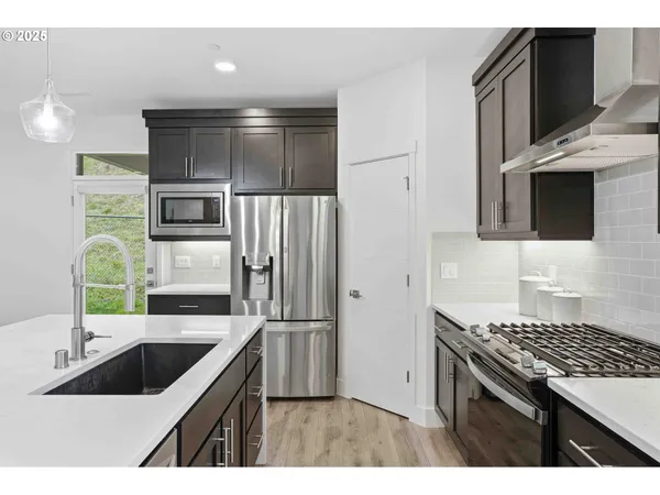 $699,000 | 292 West Maple Street, Washougal, WA 98671