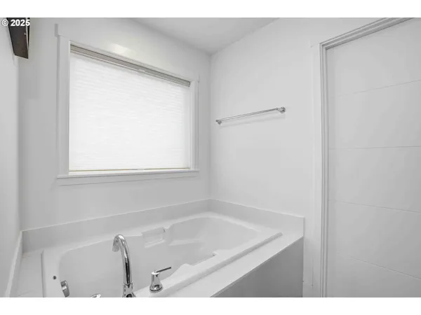 $699,000 | 292 West Maple Street, Washougal, WA 98671