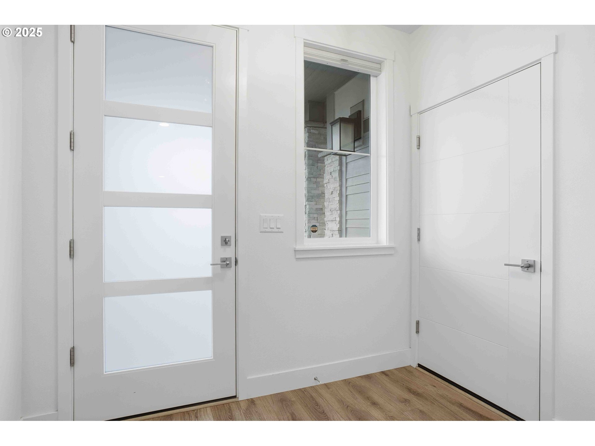 292 West Maple Street Washougal, WA 98671 - Photo 6 of 48 Entrance/Foyer