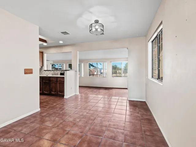 $537,500 | 9441 East Ave T 2, Littlerock, CA 93543