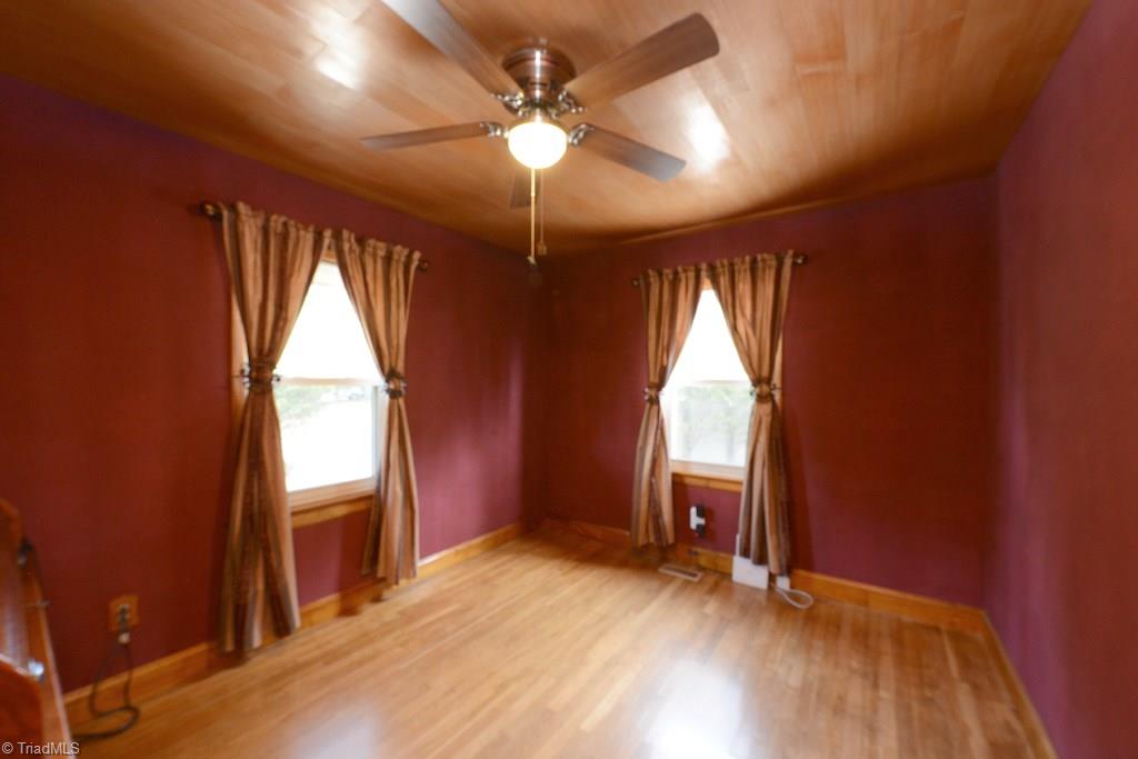 1818 Johnson Street High Point, NC 27262 - Photo 13 of 30 Gallery Image 13