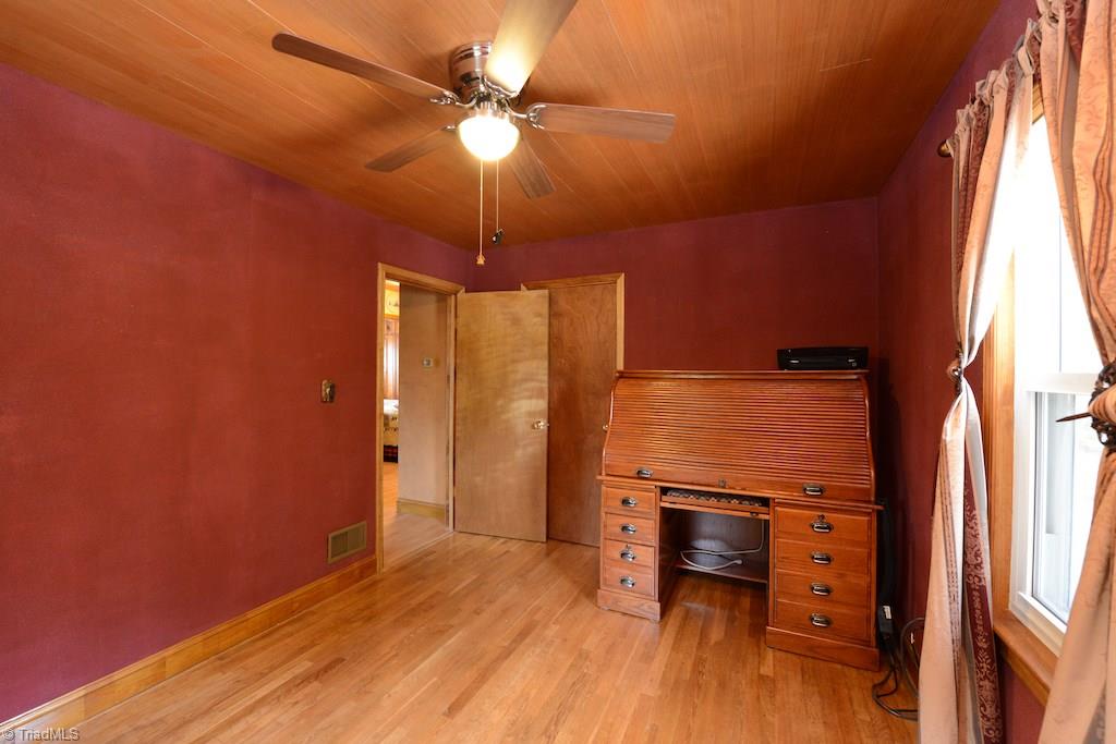 1818 Johnson Street High Point, NC 27262 - Photo 14 of 30 Gallery Image 14