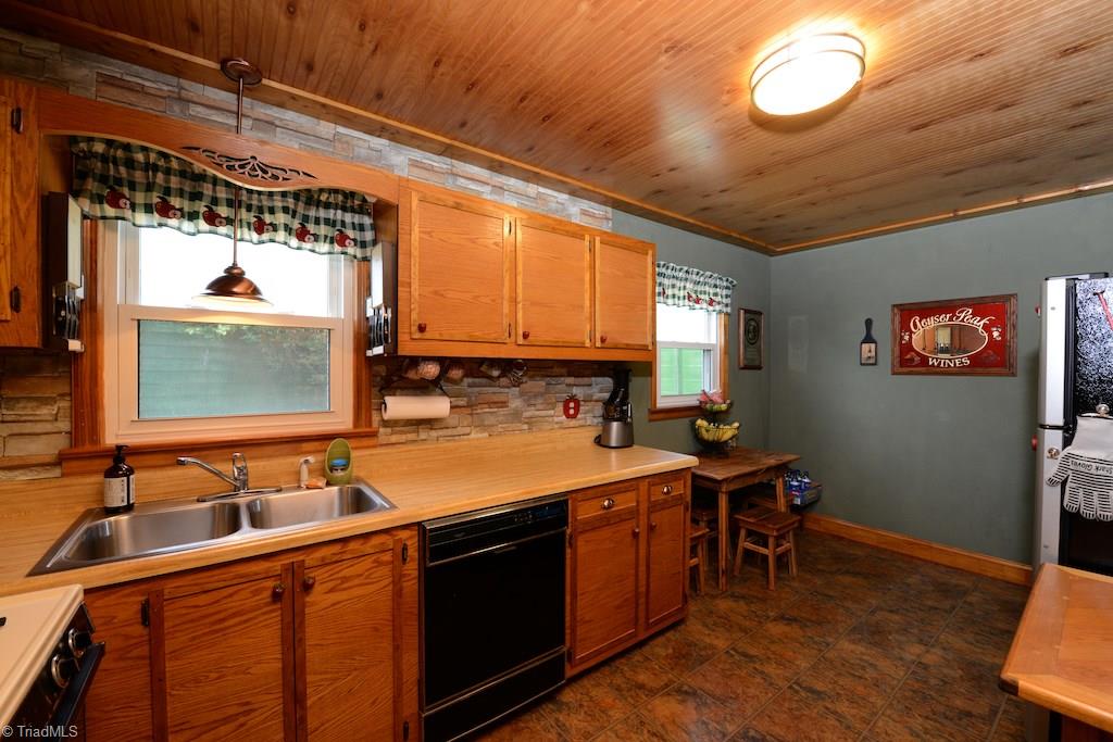 1818 Johnson Street High Point, NC 27262 - Photo 15 of 30 Gallery Image 15