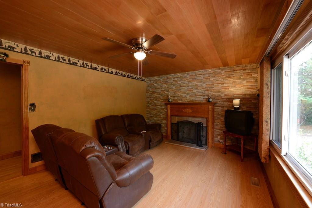 1818 Johnson Street High Point, NC 27262 - Photo 25 of 30 Gallery Image 25