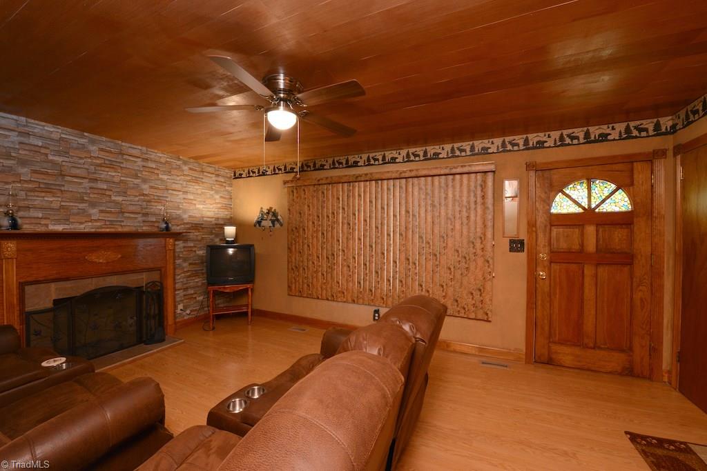 1818 Johnson Street High Point, NC 27262 - Photo 28 of 30 Gallery Image 28