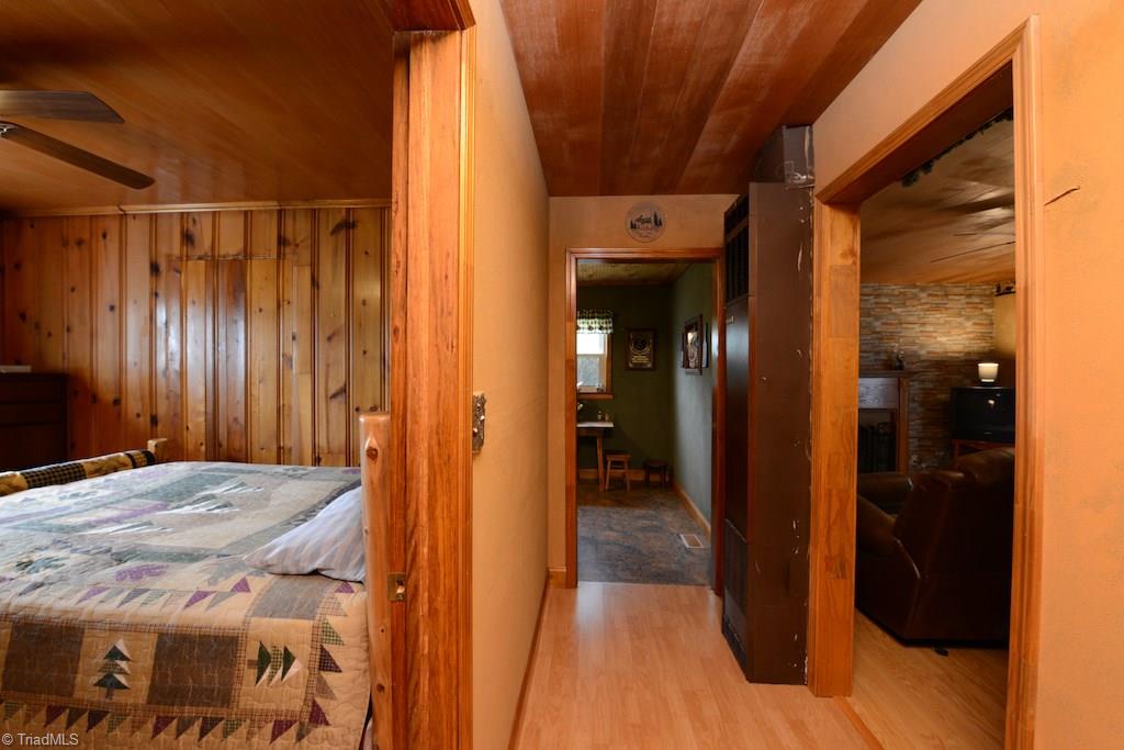 1818 Johnson Street High Point, NC 27262 - Photo 10 of 30 Gallery Image 10