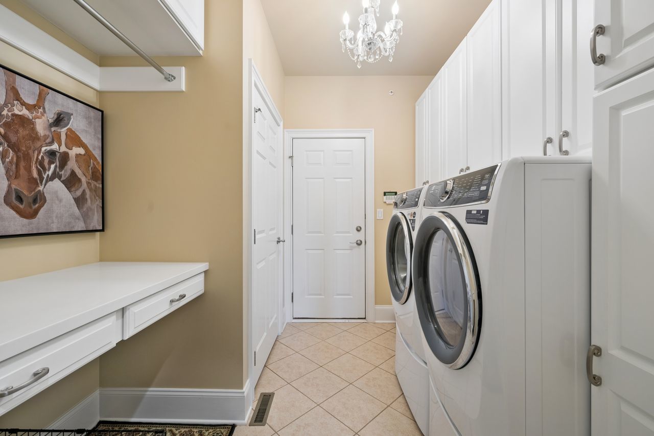 1029 Ridgeview Drive Inverness, IL 60010 - Photo 21 of 58 a utility room with dryer and washer