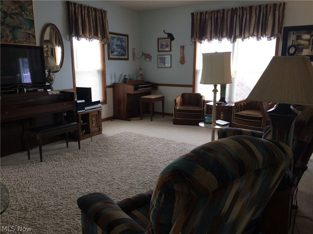 12388 Navarre Road Southwest Navarre, OH 44662 - Photo 3 of 11 Gallery Image 3