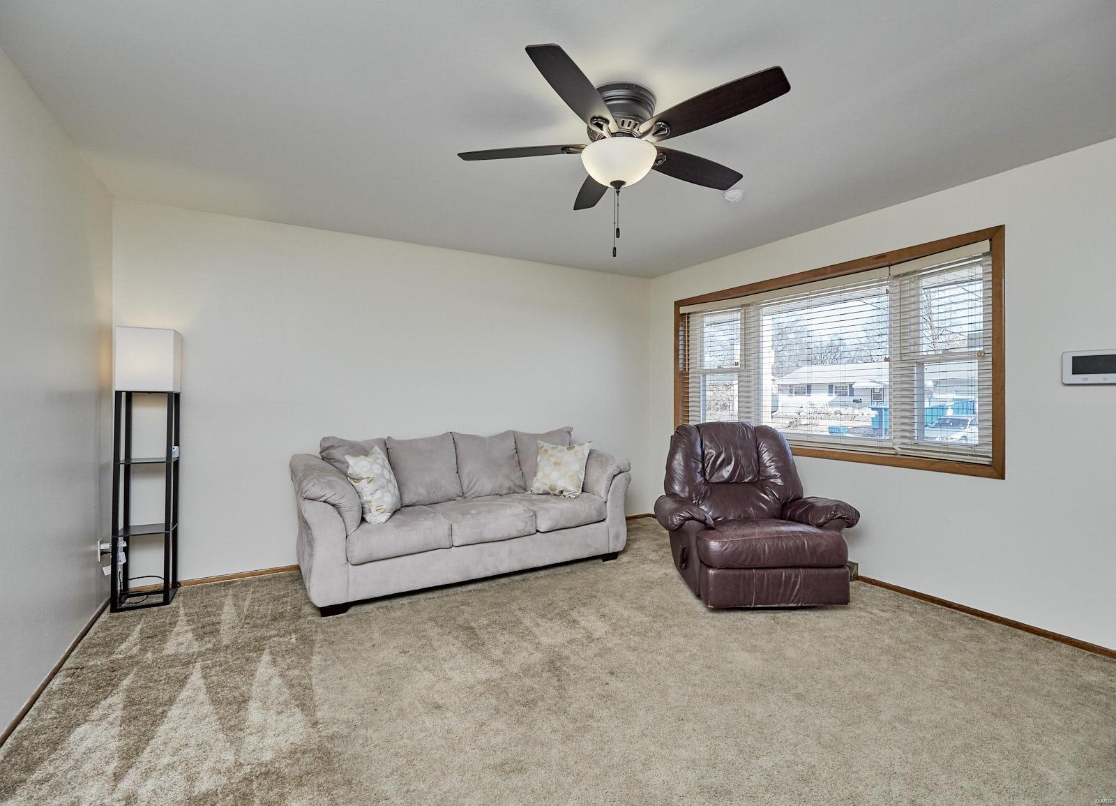 812 Teson Road Hazelwood, MO 63042 - Photo 12 of 40 Gallery Image 12