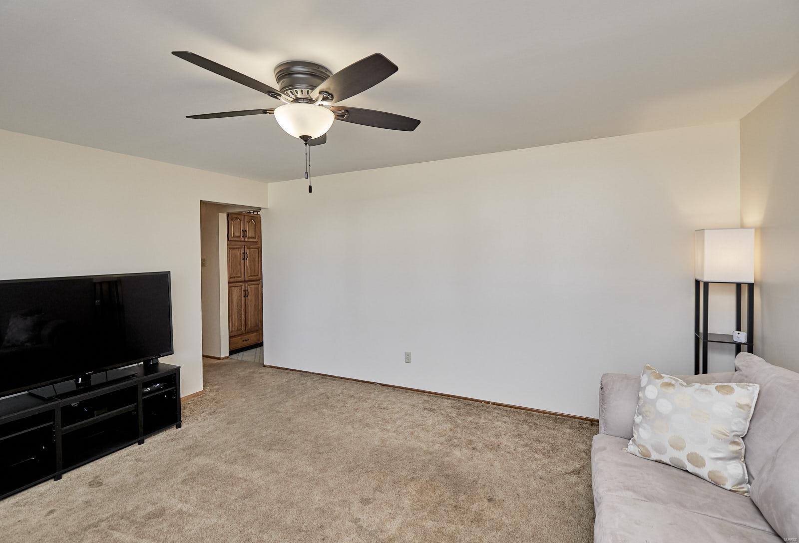 812 Teson Road Hazelwood, MO 63042 - Photo 17 of 40 Gallery Image 17