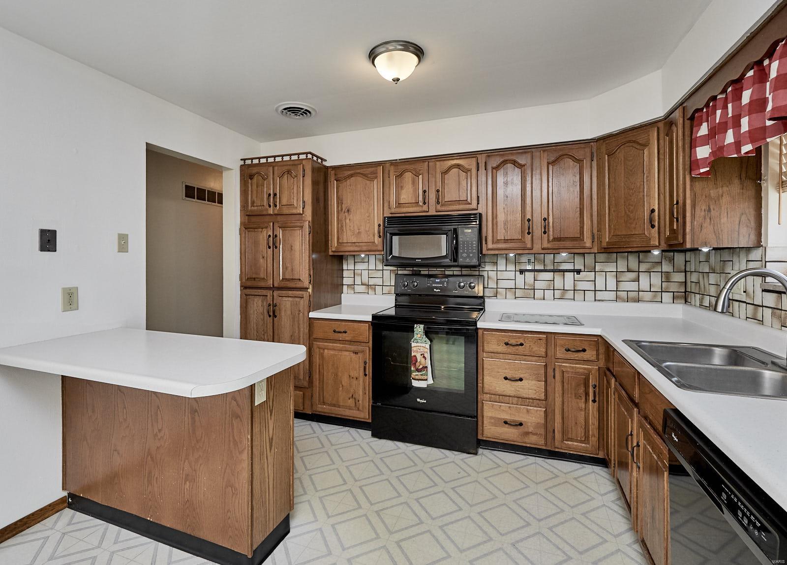 812 Teson Road Hazelwood, MO 63042 - Photo 22 of 40 Gallery Image 22