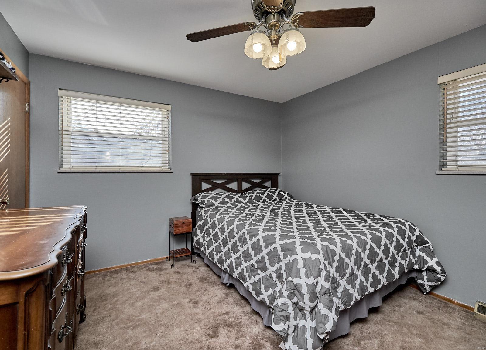 812 Teson Road Hazelwood, MO 63042 - Photo 31 of 40 Gallery Image 31