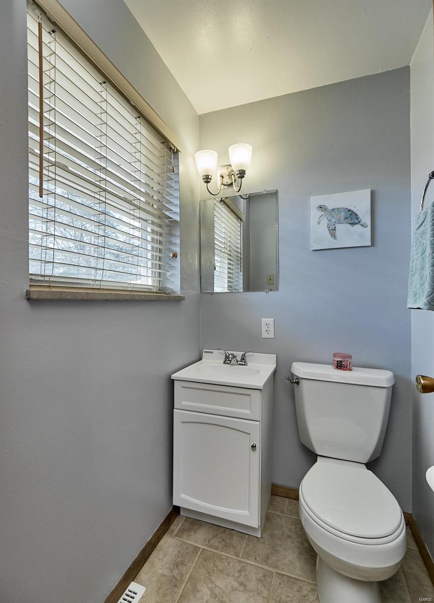 812 Teson Road Hazelwood, MO 63042 - Photo 7 of 40 Gallery Image 7