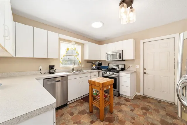 $275,000 | 20934 3rd Avenue, Dunnellon, FL 34431