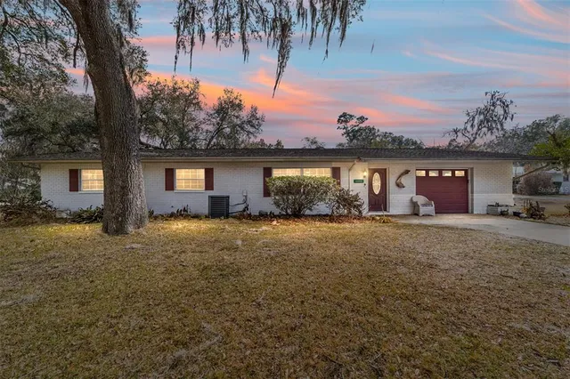 $275,000 | 20934 3rd Avenue, Dunnellon, FL 34431