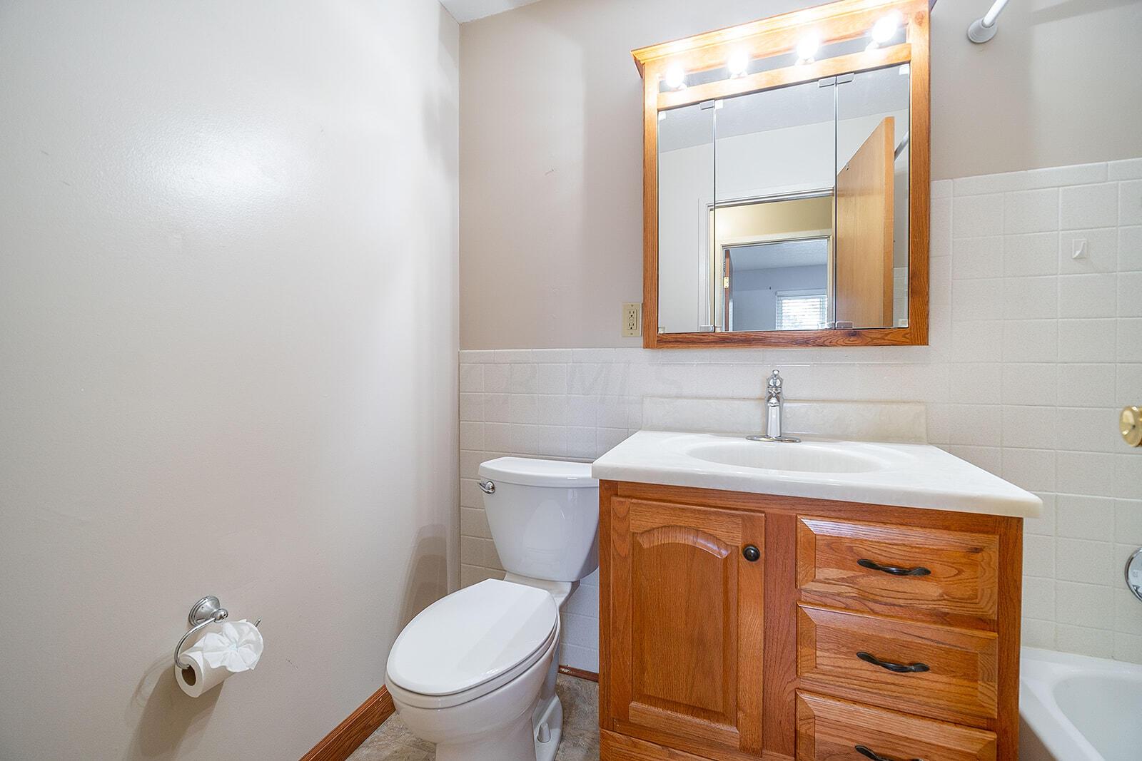 3914 Edendale Road Columbus, OH 43207 - Photo 25 of 39 3914 Edendale-33