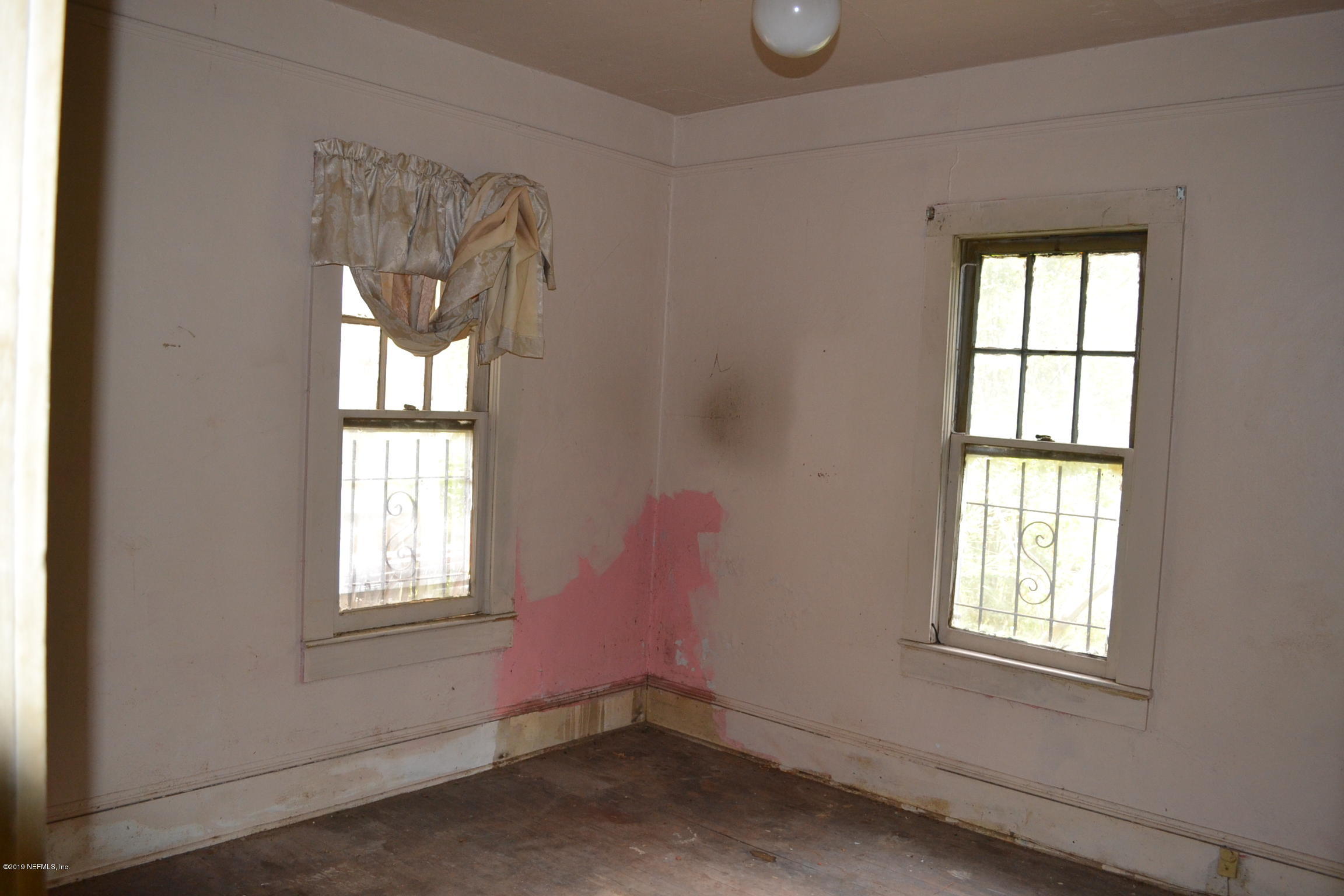 1927 Lentie Road Jacksonville, FL 32209 - Photo 6 of 15 DSC_0079