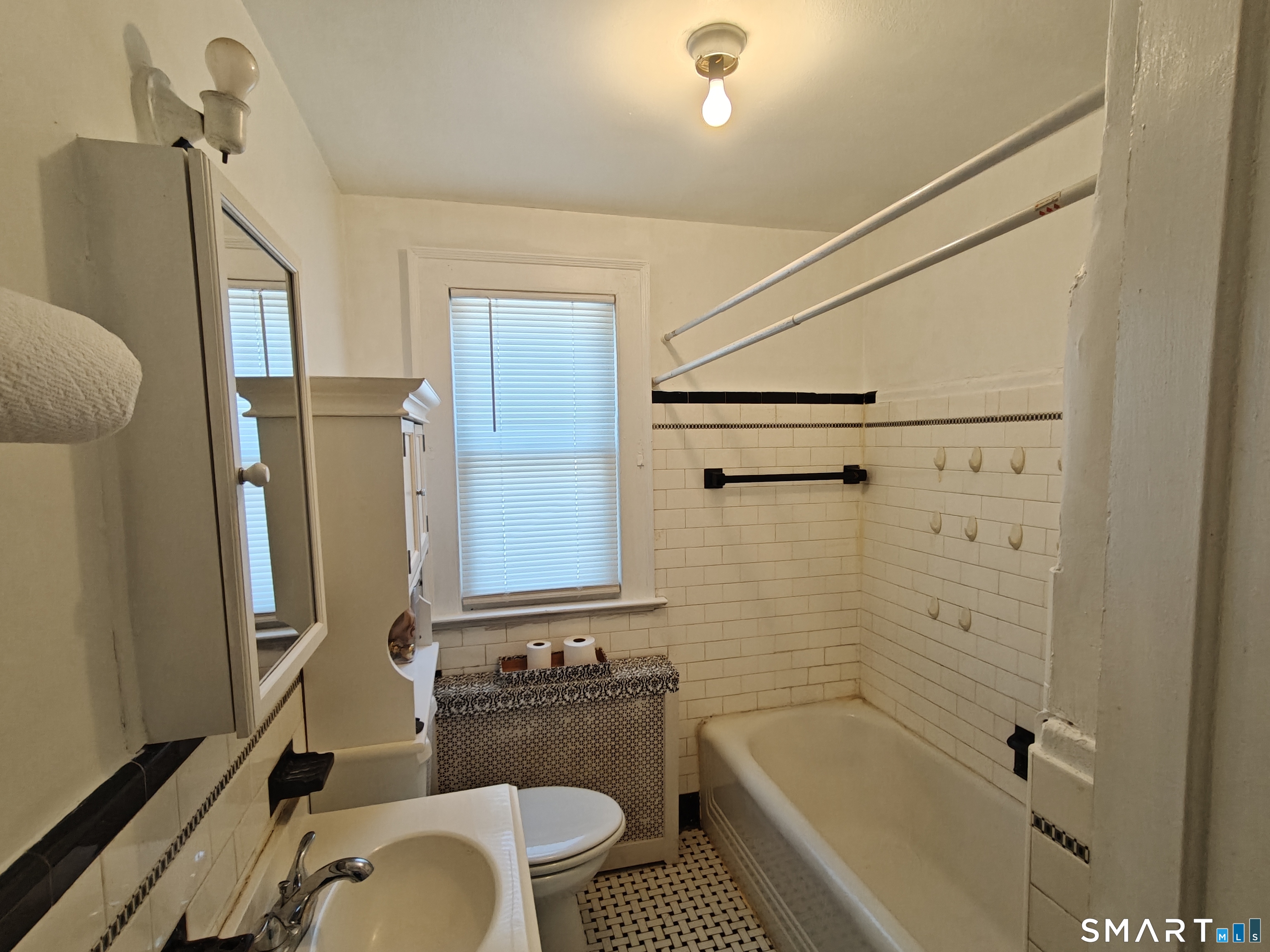 98 Gilbert Avenue, Unit 2 New Haven, CT 06511 - Photo 11 of 15