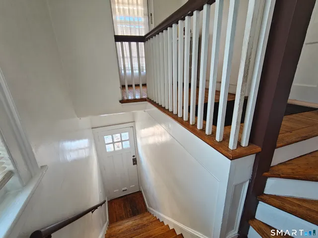 $1,595 | 98 Gilbert Avenue, Unit 2, New Haven, CT 06511