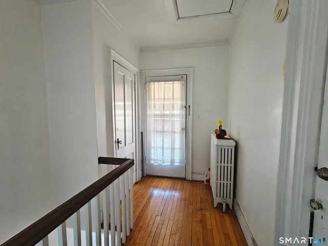 $1,595 | 98 Gilbert Avenue, Unit 2, New Haven, CT 06511