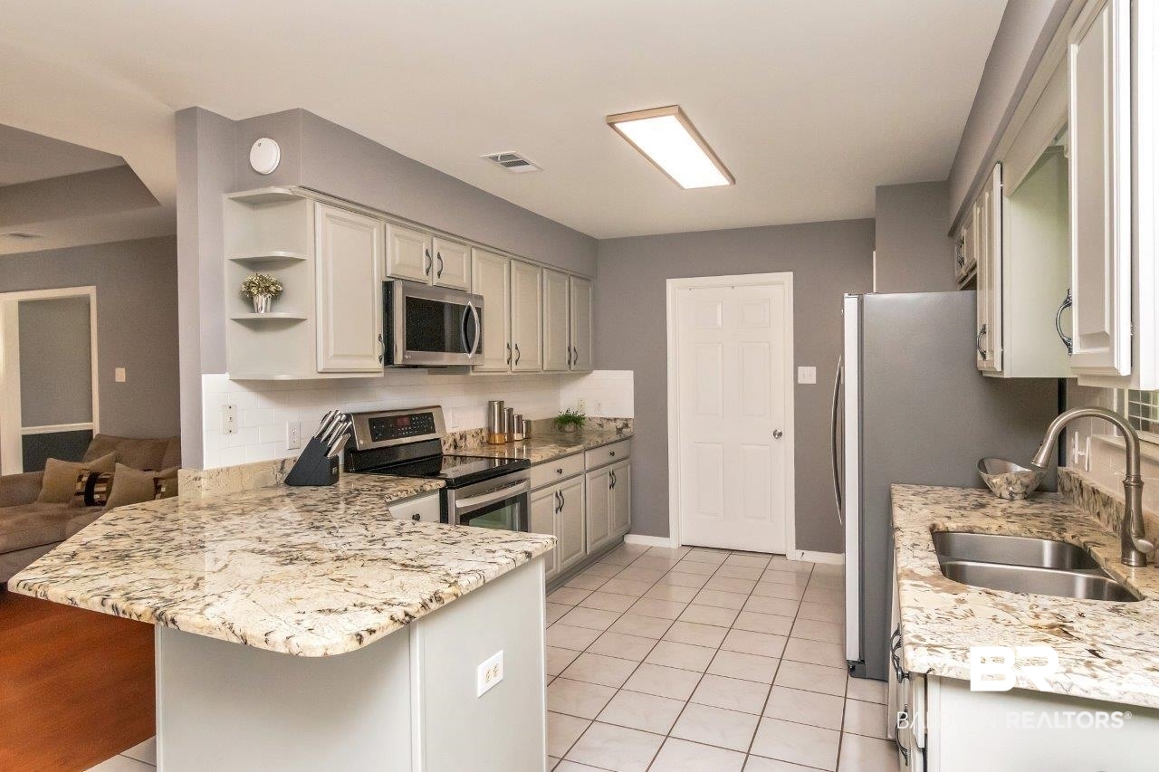 2230 Cresting Court Mobile, AL 36695 - Photo 9 of 31