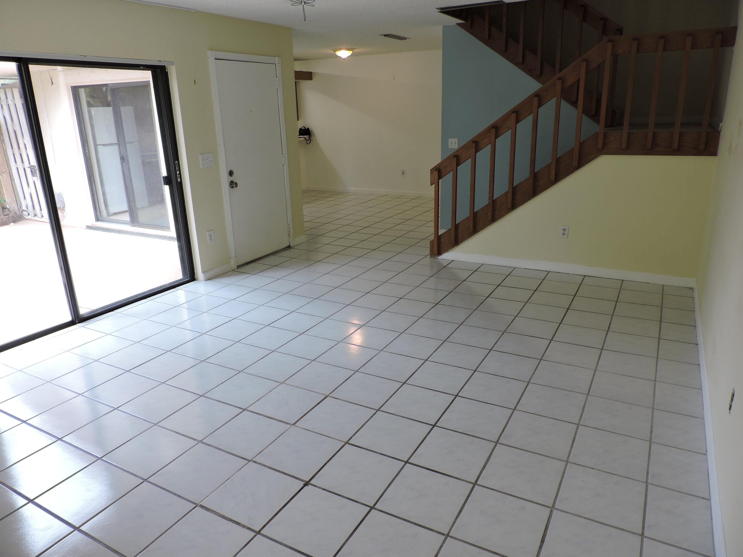 825 Center Street, Unit 7C Jupiter, FL 33458 - Photo 12 of 28 DSCN1058