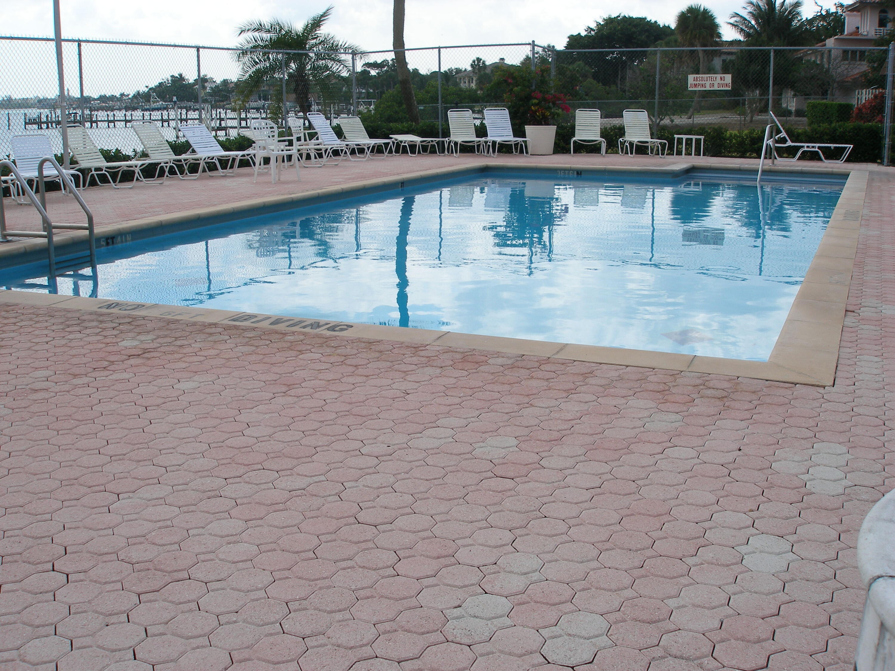 825 Center Street, Unit 7C Jupiter, FL 33458 - Photo 23 of 28 P5201275