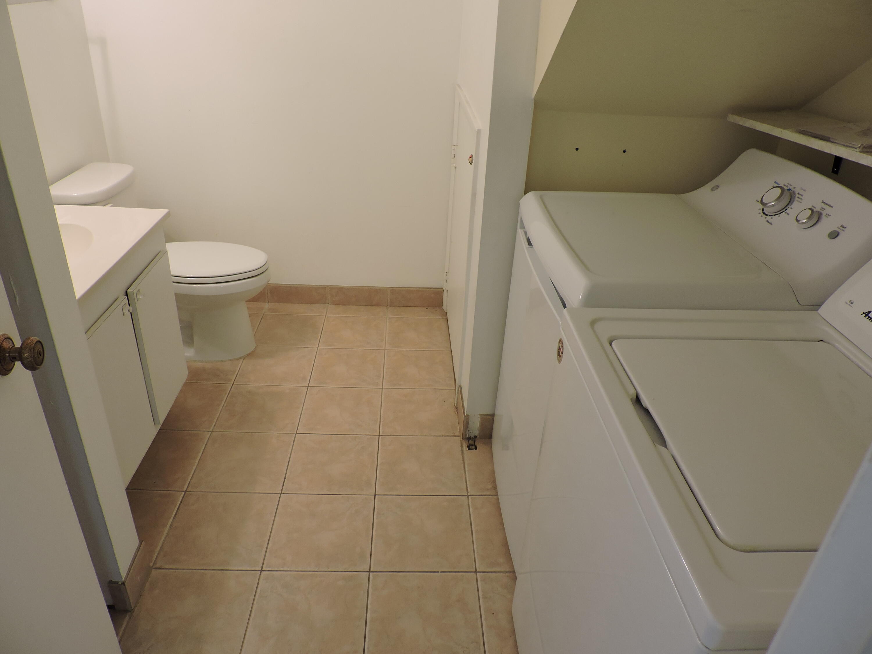 825 Center Street, Unit 7C Jupiter, FL 33458 - Photo 10 of 28 DSCN1051