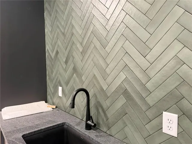 $808,900 | 1801 Southwest Arbormist Drive, Lee's Summit, MO 64082