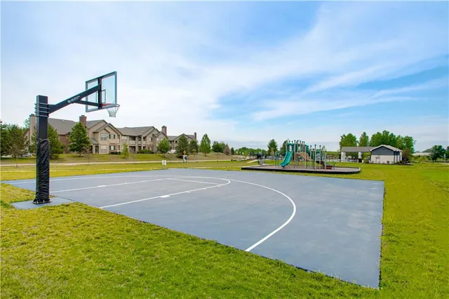 $808,900 | 1801 Southwest Arbormist Drive, Lee's Summit, MO 64082