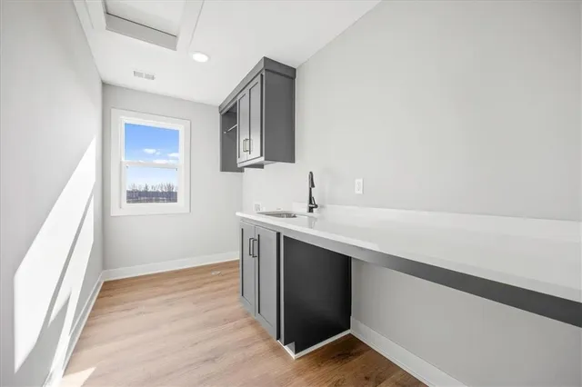 $805,000 | 1801 Southwest Arbormist Drive, Lee's Summit, MO 64082