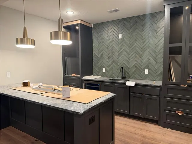 $808,900 | 1801 Southwest Arbormist Drive, Lee's Summit, MO 64082