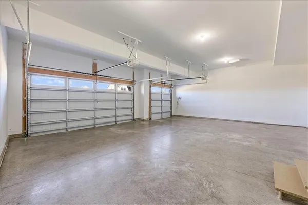 $805,000 | 1801 Southwest Arbormist Drive, Lee's Summit, MO 64082