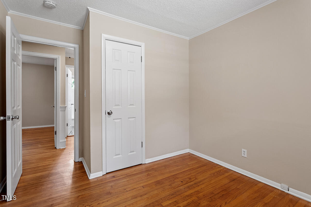 1410 Valley Road Garner, NC 27529 - Photo 18 of 35 1410 Valley Rd_32