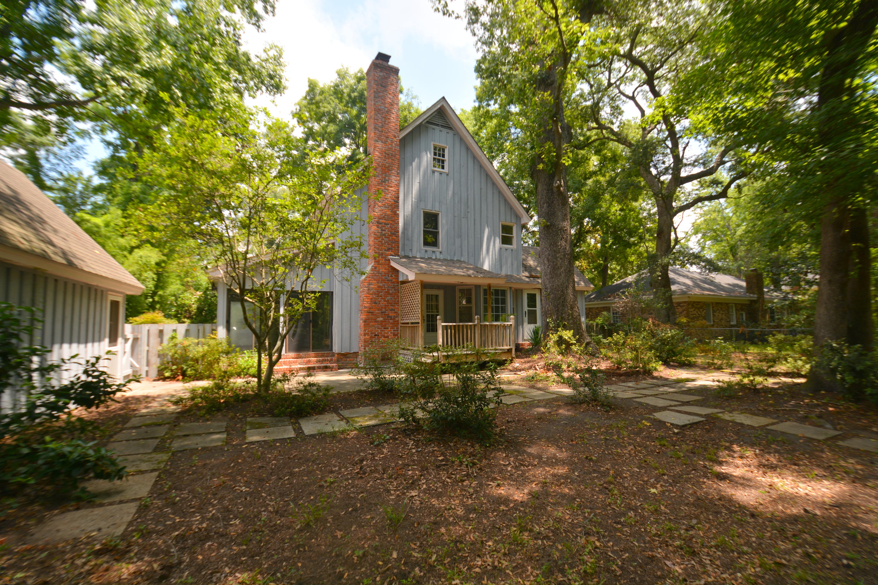 967 Harbortowne Road Charleston, SC 29412 - Photo 1 of 32 back of home 1