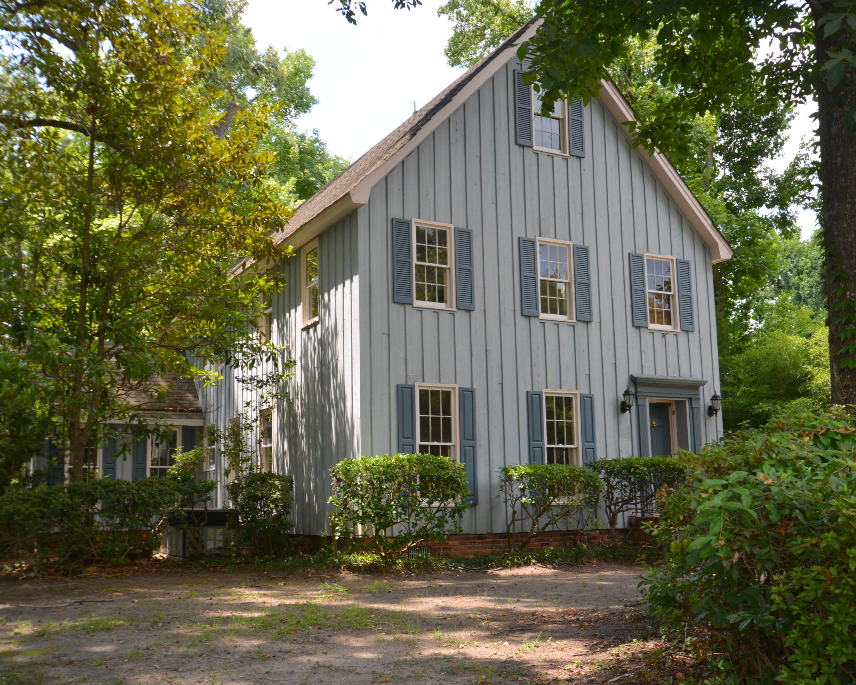 967 Harbortowne Road Charleston, SC 29412 - Photo 6 of 32 front left side