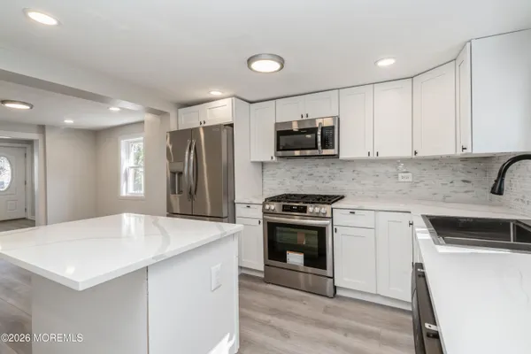 $2,700 | 21 Mathiasen Place, Unit B, Matawan, NJ 07747